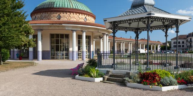 Kiosque Et Pavillon Des Sourcesdomaine Thermal Contrexeville Min