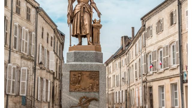 Place Jeanne D Arc Neufchateau Mcl